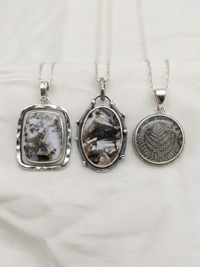 Dendritic Agate & Fern Pendants, White dendritic agate and a round fern-pattern pendant